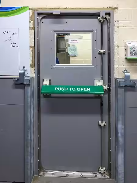 flood_doors