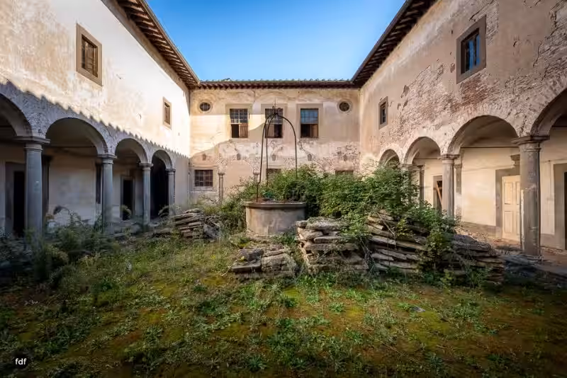 monastero_dei_santi