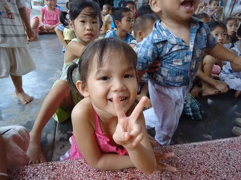vietnamese_orphanage