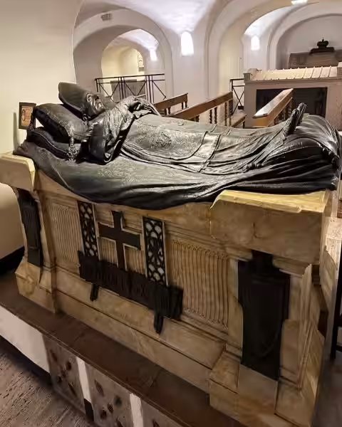 Visit Vatican Necropolis: A Profound Journey into Faith and History
